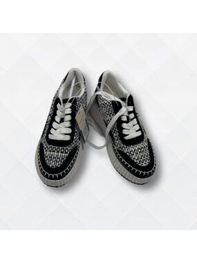 Universal Thread Persephone Sneakers – Size 5 – Black – NWT - WSH-100022